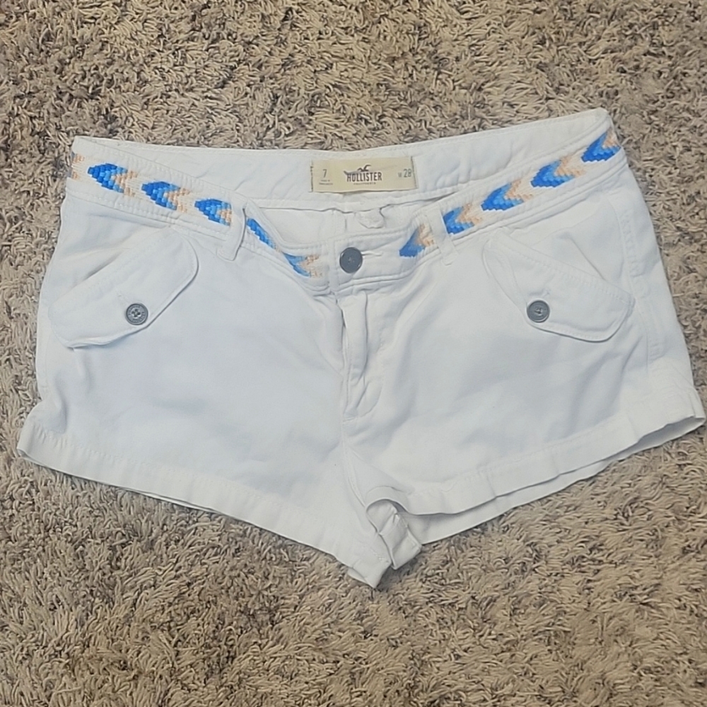 Hollister shorts size 7/28
